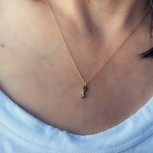 24k Gold Vermeil Dainty Shooting Star Necklace - Picture 10 of 10
